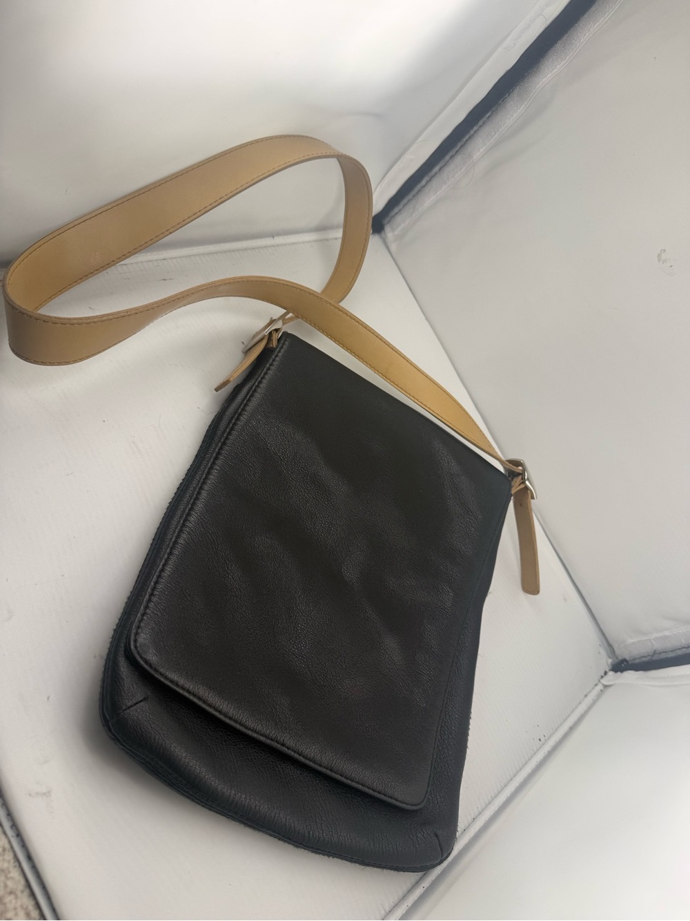 Apostrophe leather cross body